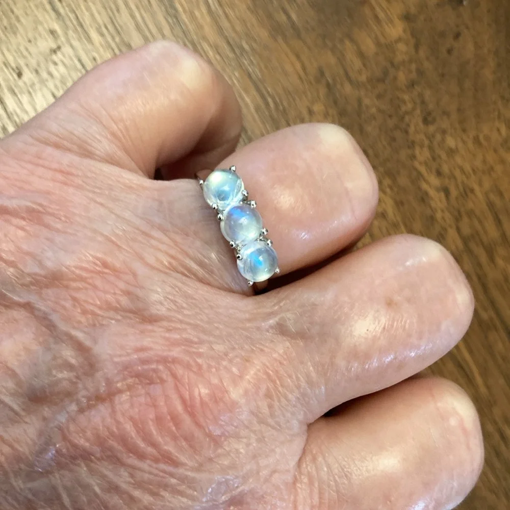 3 Stone Moonstone - Picture 6 of 9